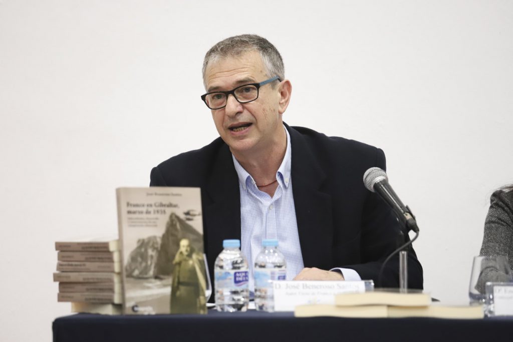 Author José Beneroso Santos